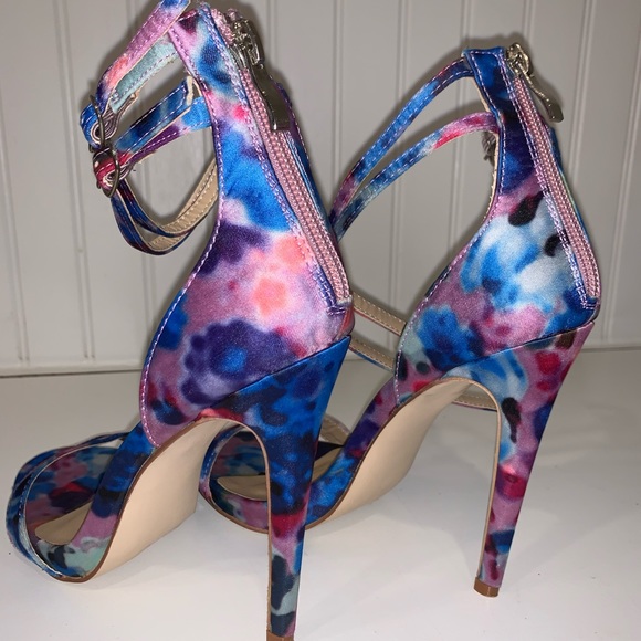 JustFab Pumps - Picture 3 of 3